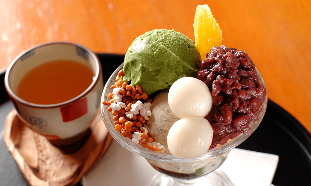 �R�����X�aCAFEE���y�̉摜����